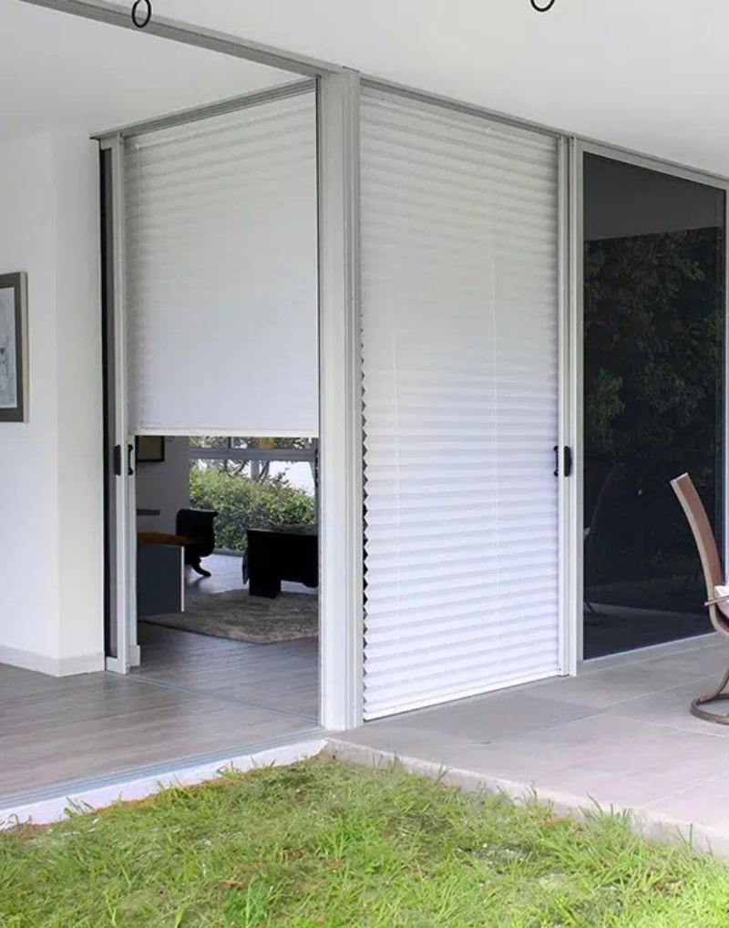 Cortina XL Pleated