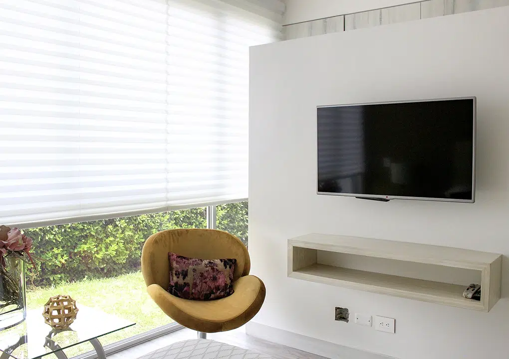 Cortina XL Pleated